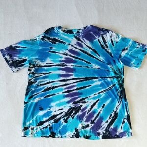 Tie-Dye Adult Sized T-Shirt - Blue, Purple, Black, and White. Size XL Big